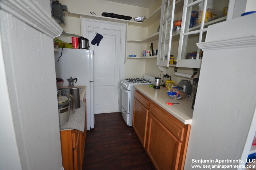 Building Photo - 1111 Boylston St