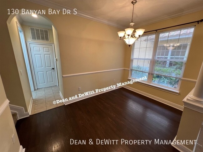 Building Photo - 130 Banyan Bay Dr S