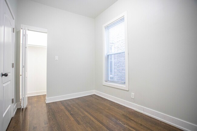 Building Photo - 6434 S Eberhart Ave