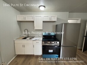 Building Photo - 1646 Pulte St