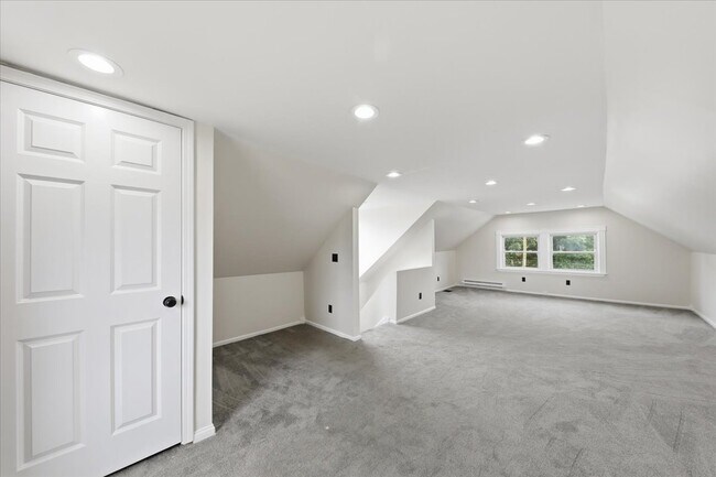 Building Photo - 4627 Mc Neil Ave