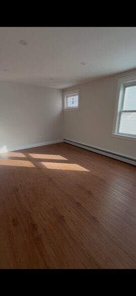 Building Photo - 4518 164th St