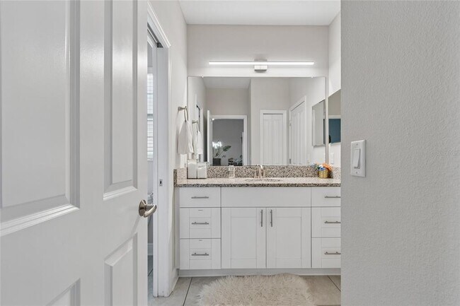 Building Photo - 3441 Bumelia Ln