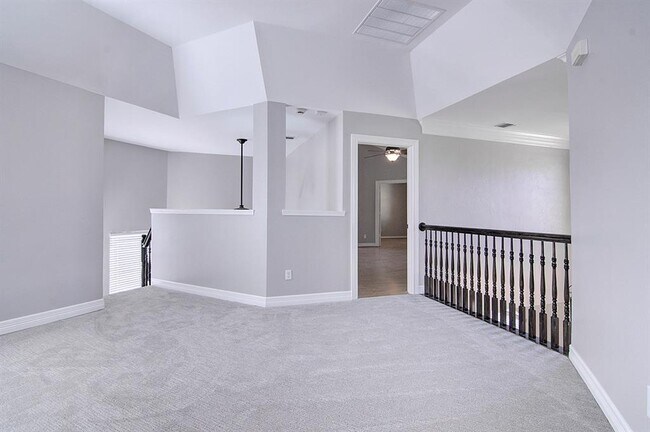 Building Photo - 4204 Lorimar Dr