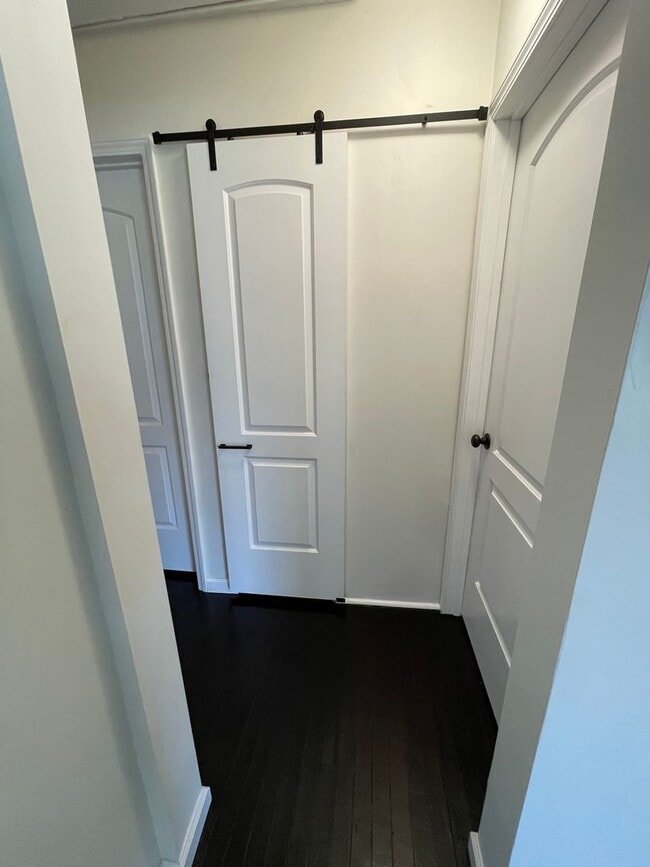 Building Photo - Newly Renovated 4-Bedroom Ranch with Basem...