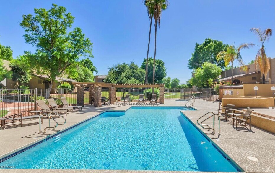 Community pool - 3825 E Camelback Rd