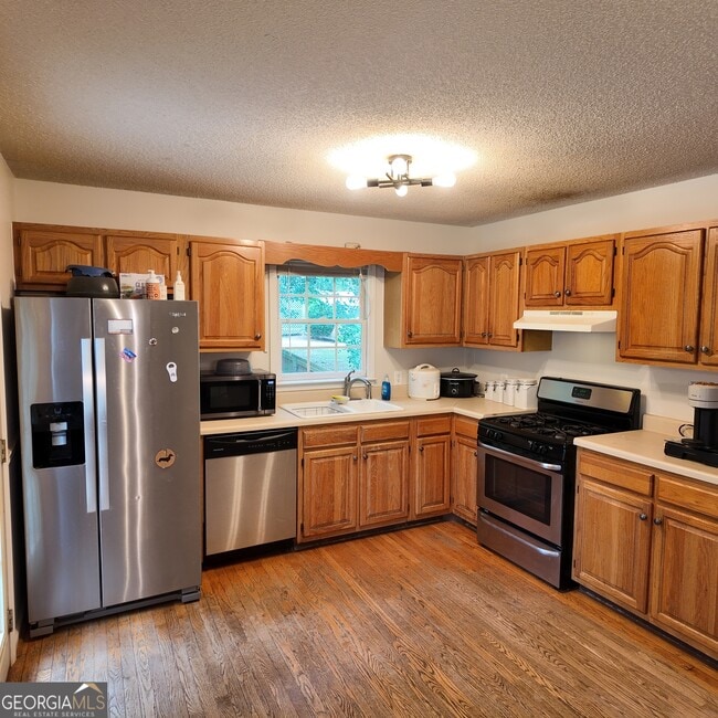 Building Photo - 200 Dogwood Trail