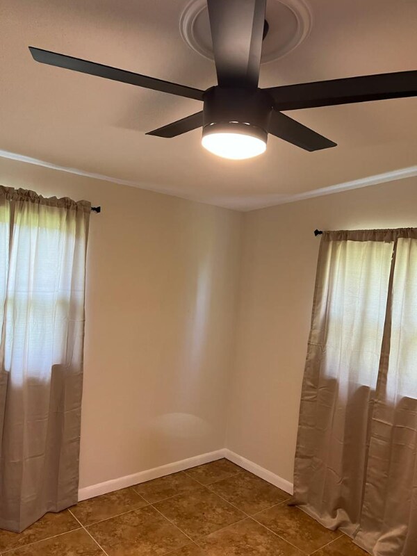 Building Photo - 1807 W 4th St