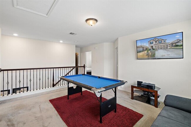 Building Photo - 205 Rocroi Dr