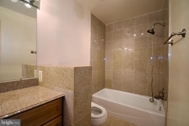 Building Photo - 5821 Inman Park Cir