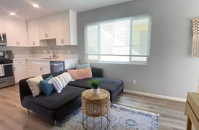 Building Photo - NO MIN CREDIT SCORE REQUIRED, BK OKAY, PAS...