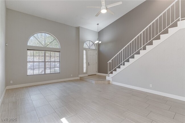 Building Photo - 20 Fantasia Ln