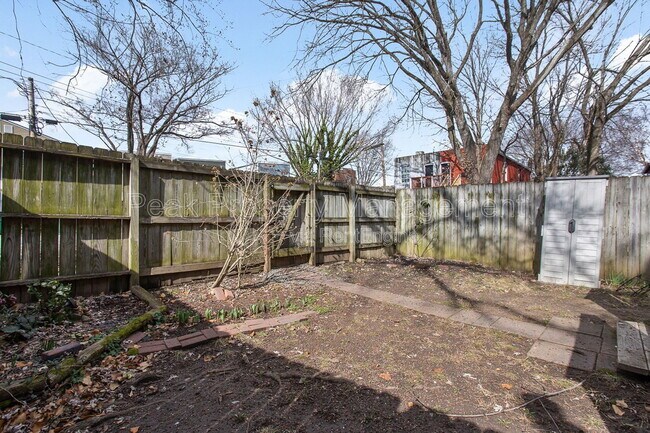 Building Photo - 612 N 32nd St