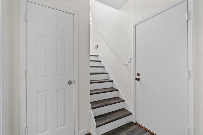 Building Photo - 5068 Furlong Way