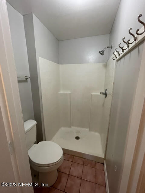 Building Photo - 10538 Lantana Lakes Dr N