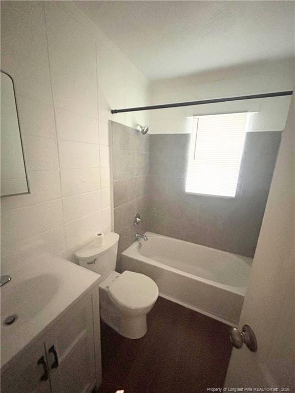 Building Photo - 421 Squirrel St