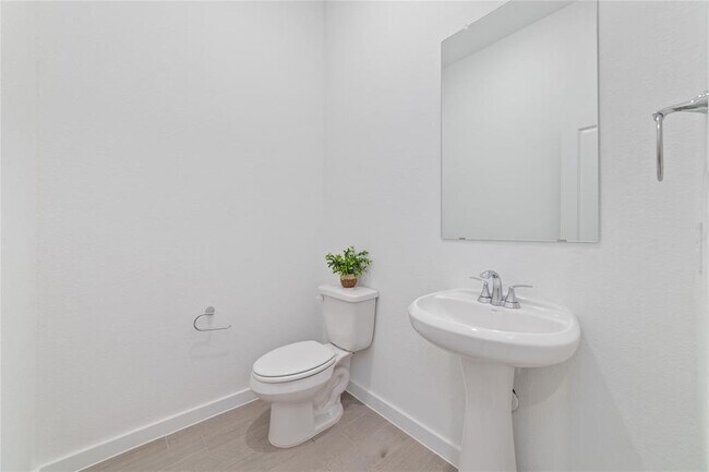 Building Photo - 6559 Scarlet Pond Ln