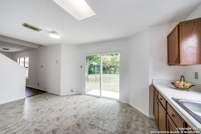 Building Photo - 12811 Hunting Bear