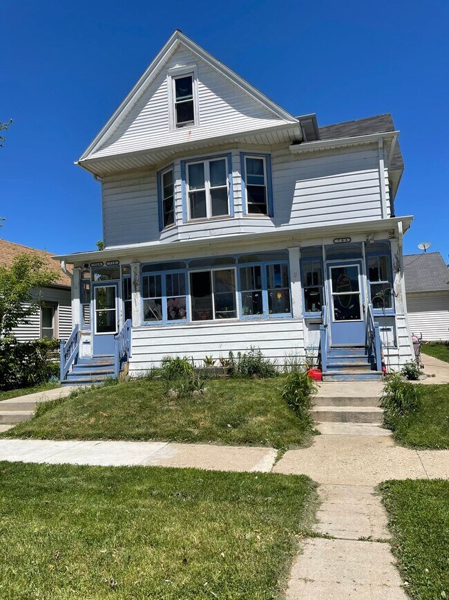 Primary Photo - 708-10 Madison Ave