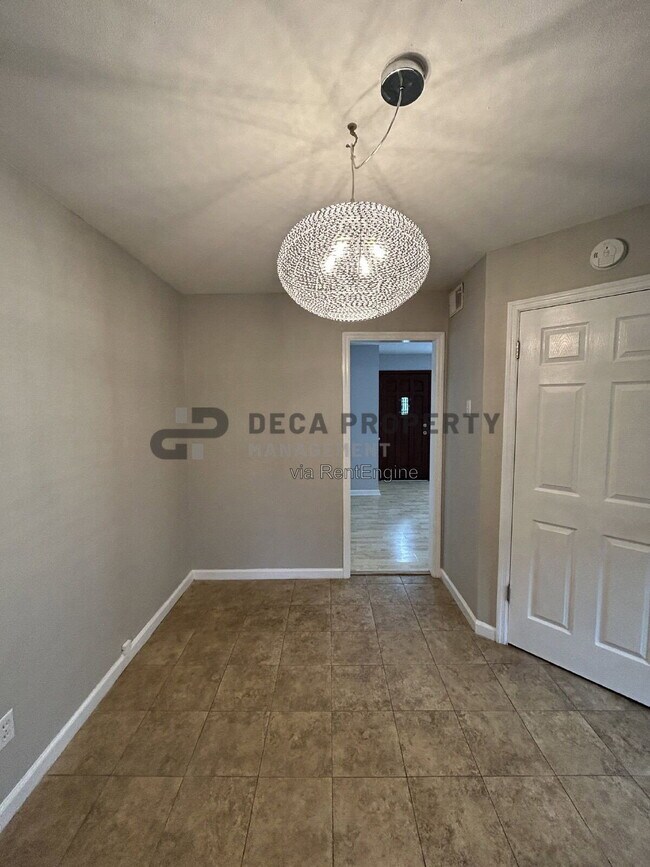 Building Photo - 1175 Gahan Dr