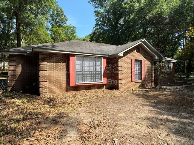 Building Photo - 348 Bent Tree Dr