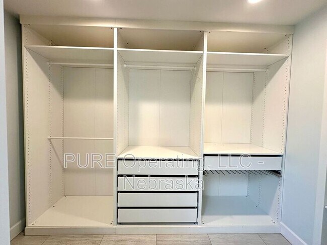 Building Photo - 3447 S 161st Cir