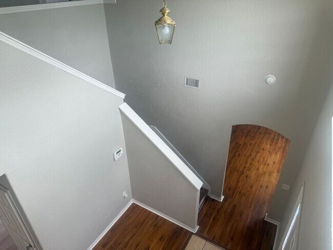 Building Photo - LARGE Single family home in Poinciana