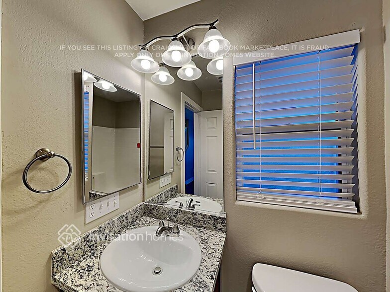 Building Photo - 10624 Calf Creek Ct
