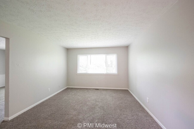 Building Photo - 3026 Osceola Ln