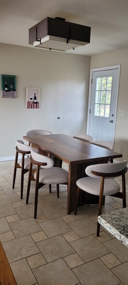 Building Photo - 15 Emeritus St