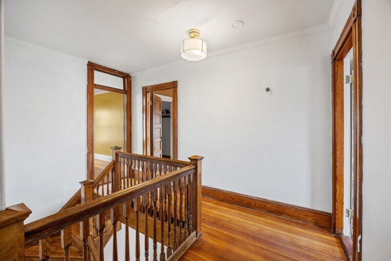 Building Photo - 16 Penhallow St