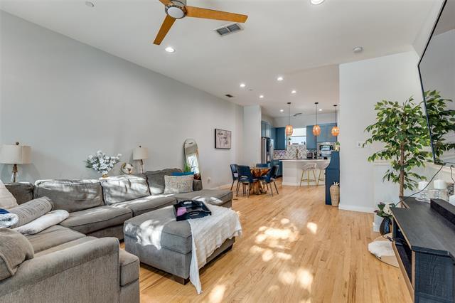 Building Photo - 1016 Liberty St