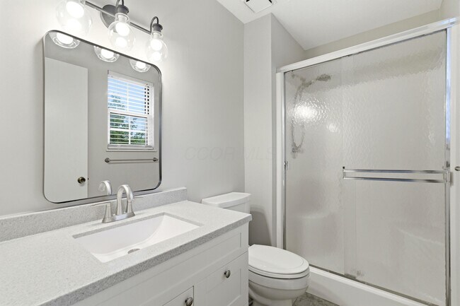 Building Photo - 2688 Bellwood Ave