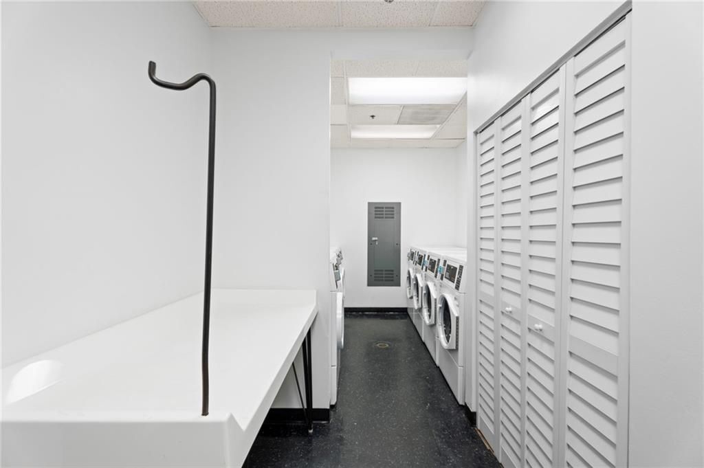 Building Photo - 795 Hammond Dr