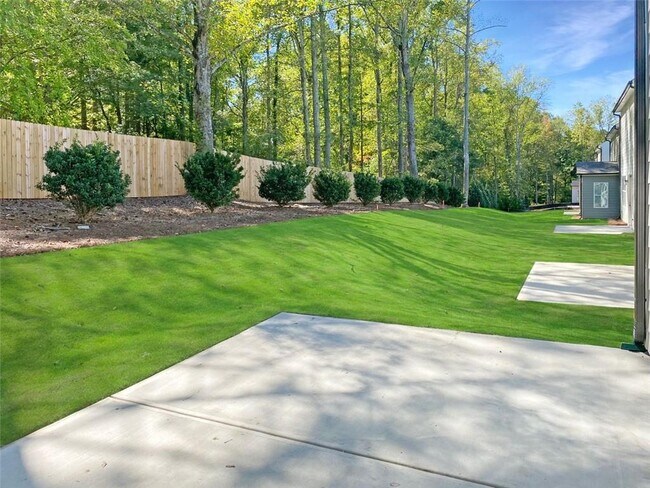 Building Photo - 241 Birchwood Row