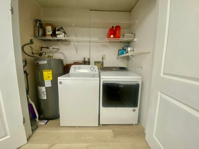 Building Photo - Beautifully ranch-style home in Central Virginia Beach