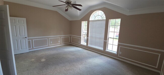 Building Photo - 23715 Norton House Ln