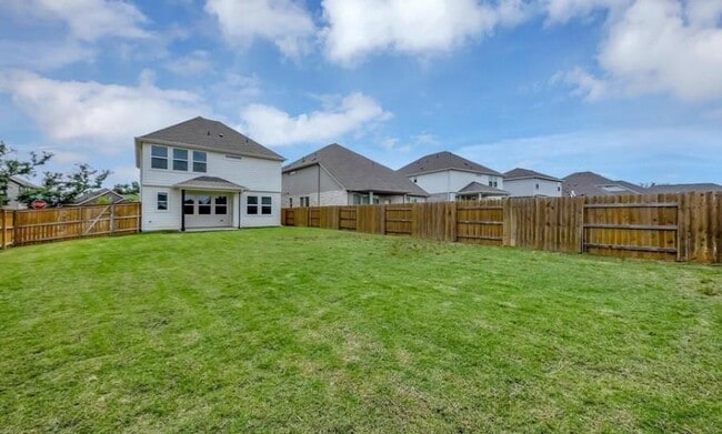 Building Photo - 300 Old Trinity Way