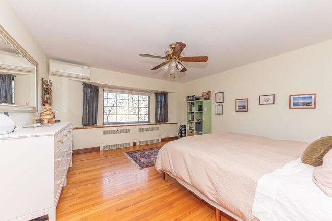 Building Photo - 1911 Geddes Ave