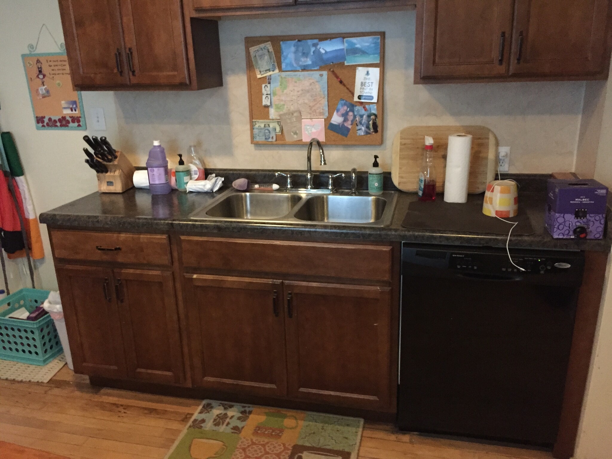 Kitchen - 1041 Jenifer St