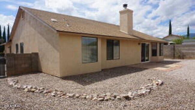 Building Photo - 2853 Northridge St