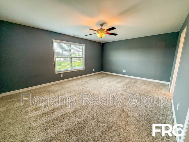 Building Photo - 1217 Teakwood Dr