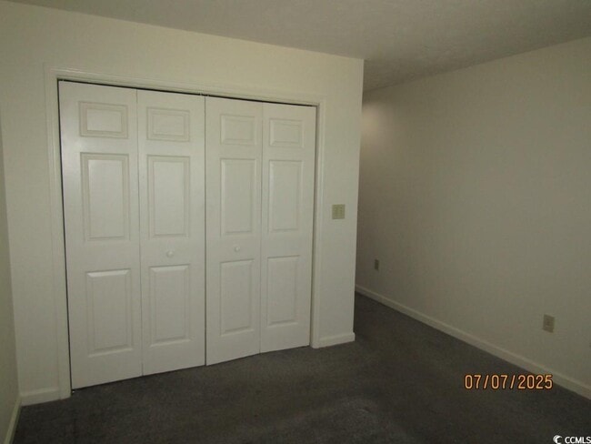Building Photo - 4258 Pinehurst Cir