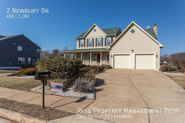 Building Photo - 2 Newbury Dr