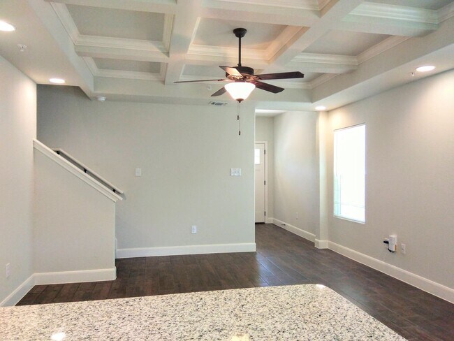 Building Photo - **APPLICATION RECEIVED** 3BR / 2.5BA Home | Fenced Backyard, Garage & Stainless Appliances!