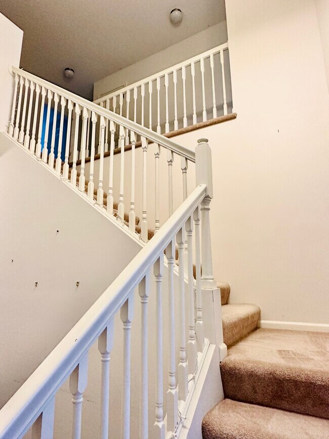 Building Photo - 16207 S St