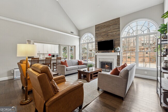 Building Photo - 3354 Collier Point NE