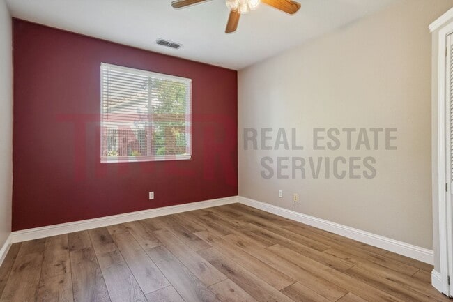 Building Photo - 9836 Tundra Swan Cir