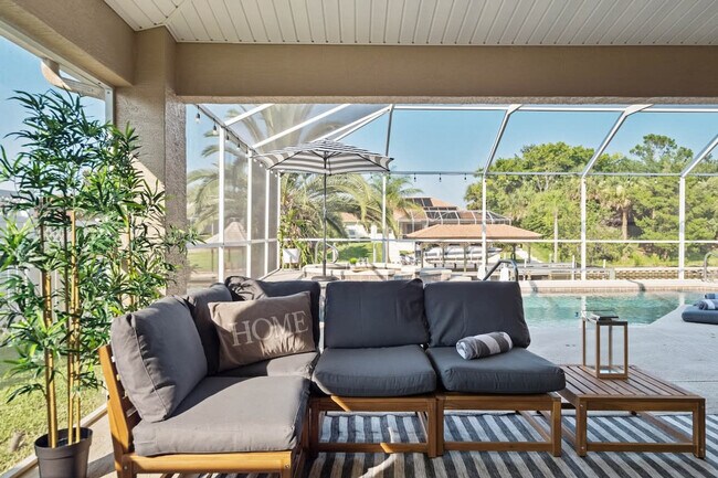 Building Photo - 6 Clinton Ct N