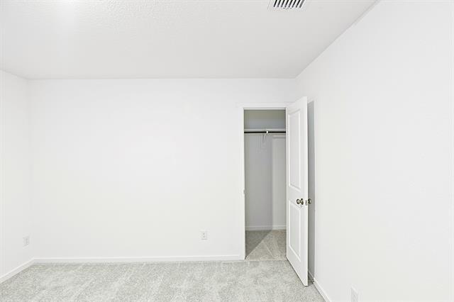 Building Photo - 1937 Ventasso Blvd